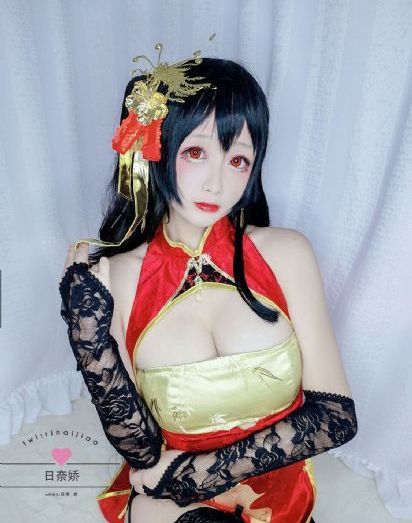 金梅瓶2