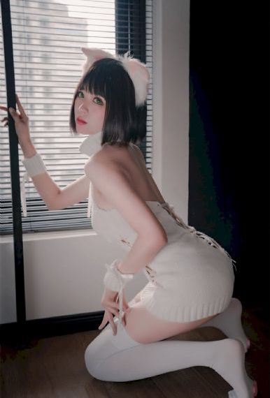 青木玲饱满奶水播放
