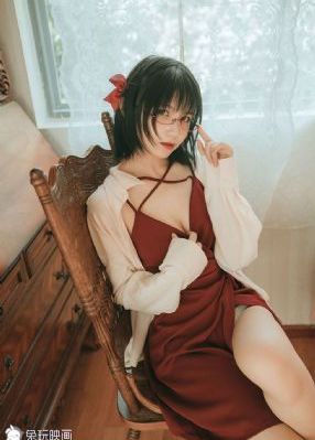 关秀媚三级露全乳视频在