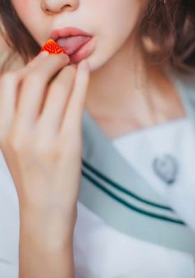 美女隐私下部图片黄