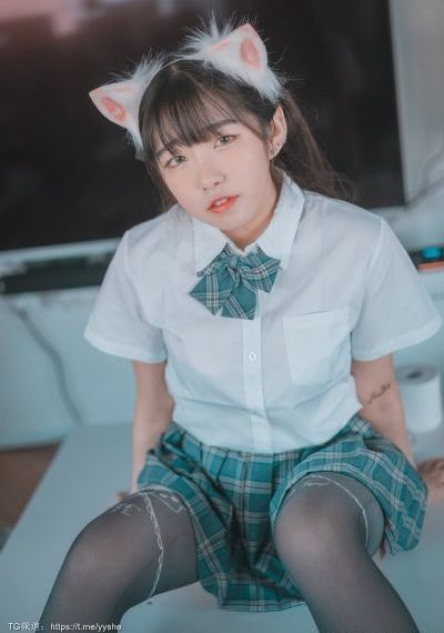 校园女孩